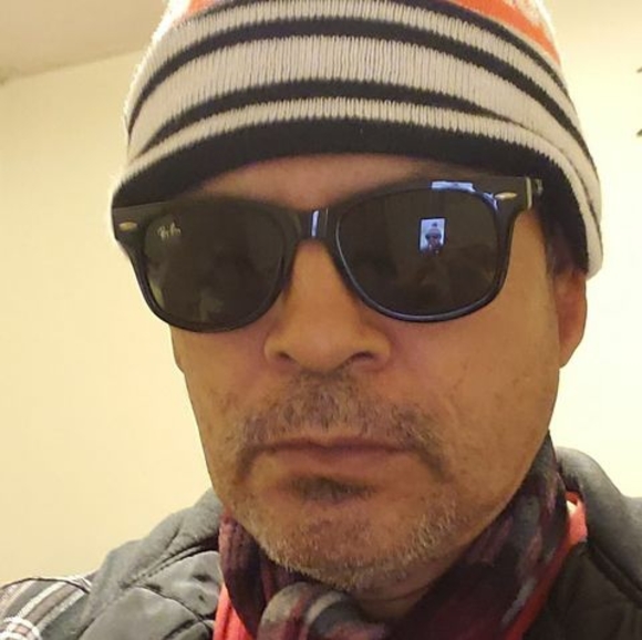 Meet your Posher, Epigmenio - Picture 1 of 1